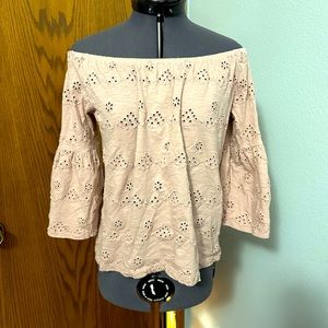 Lucky Brand Mauve Pink Lace Off Shoulder Top with Bell Sleeves Size small